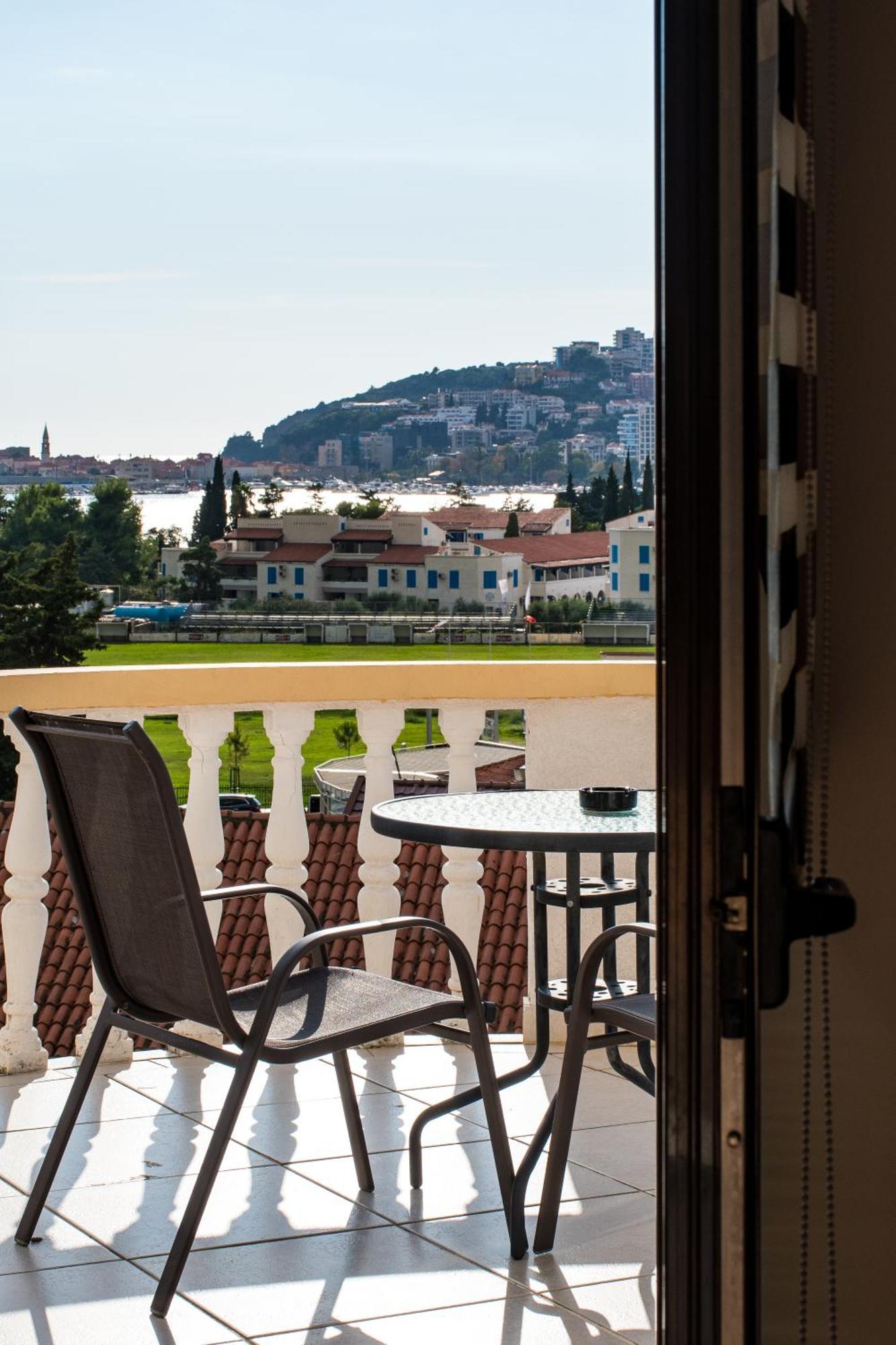 Villa Vojnic Будва Экстерьер фото